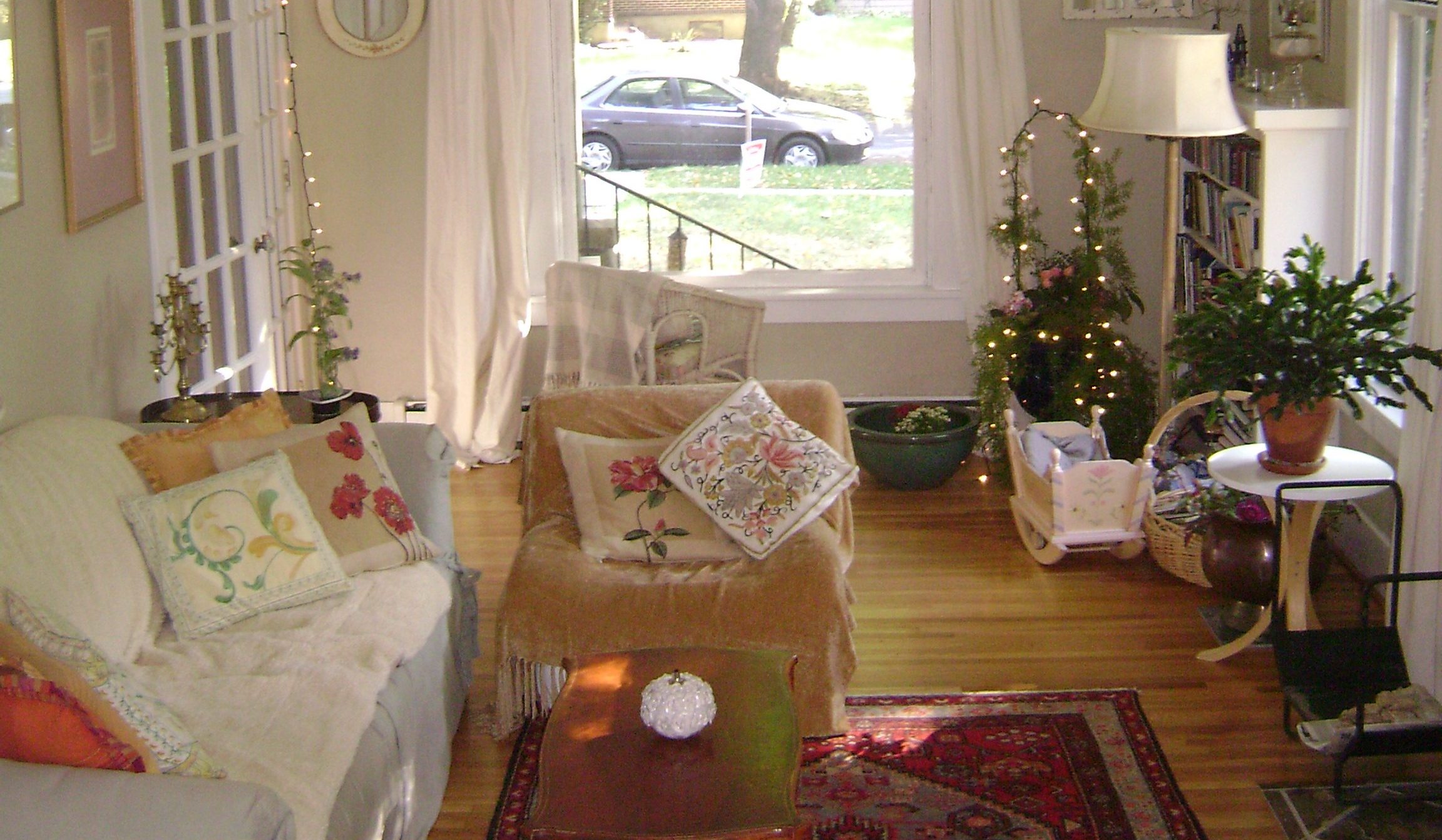 Andriette's Upper House living room